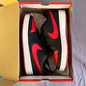 Nike court borough low 2